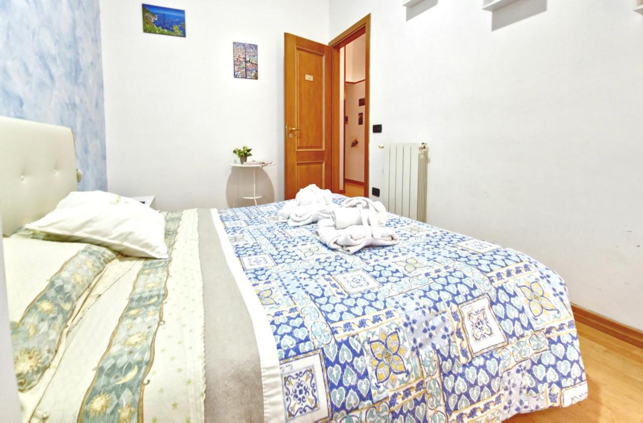 Promised Land Napoli Apartment ภายนอก รูปภาพ