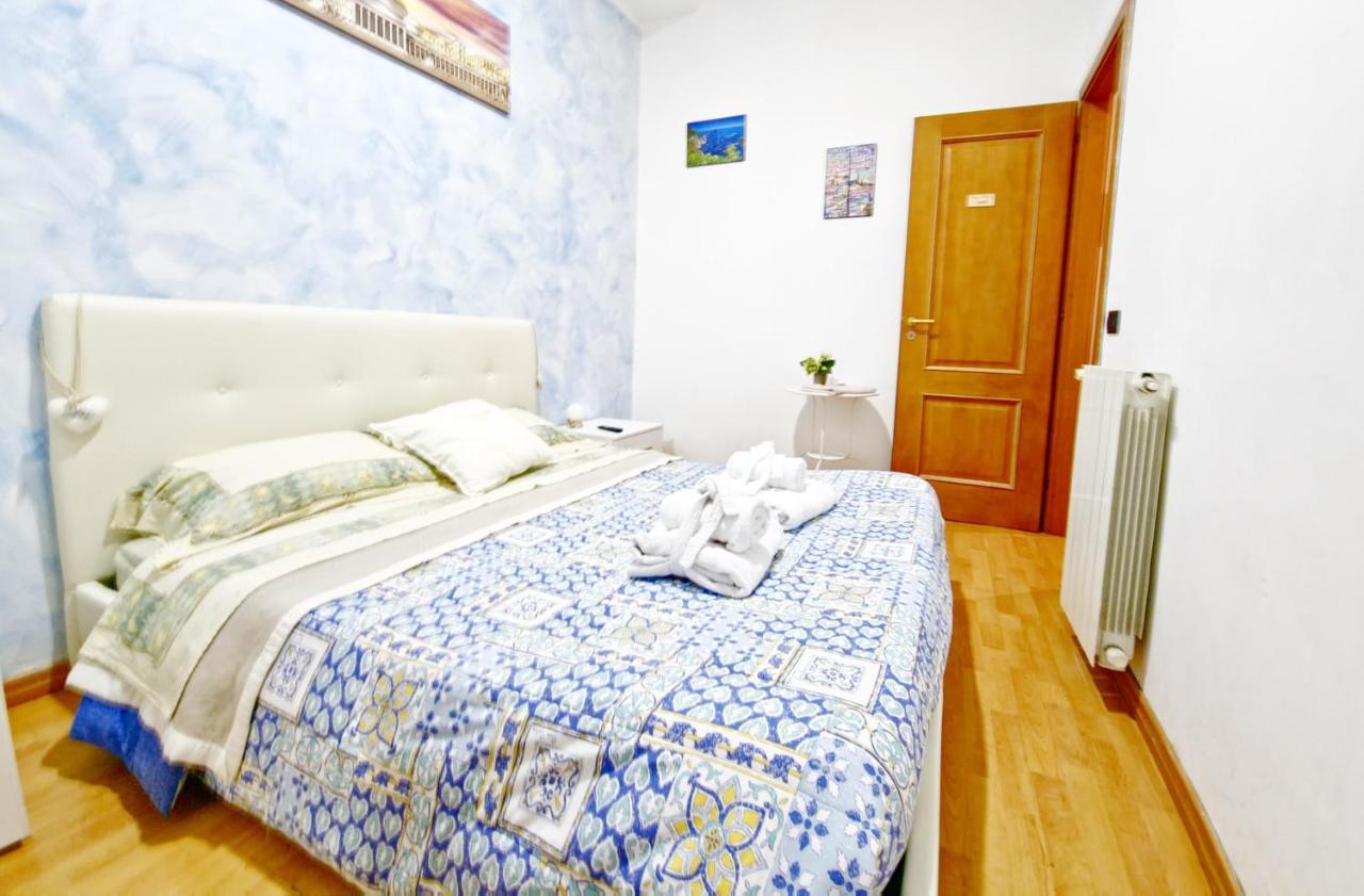 Promised Land Napoli Apartment ภายนอก รูปภาพ