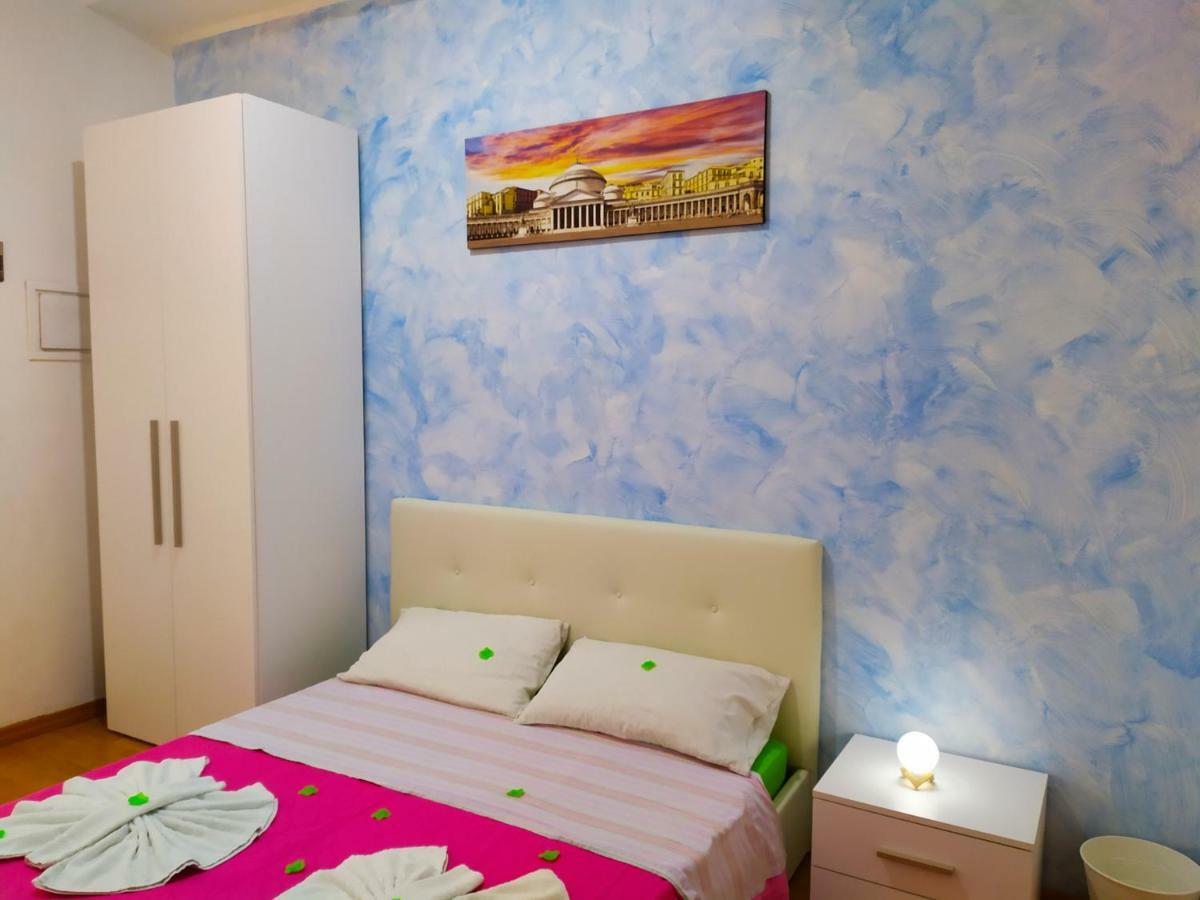 Promised Land Napoli Apartment ภายนอก รูปภาพ